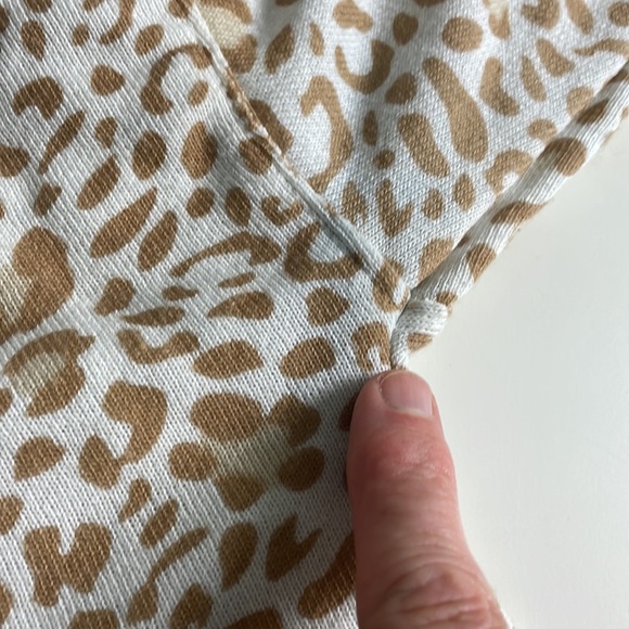 Time and Tru tan Leopard print white trim -pullover sweat shirt- Large - Picture 14 of 14